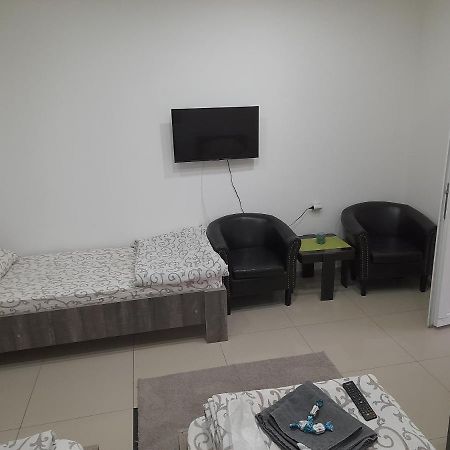 Apartman Mladenovic Zaječar Exterior foto